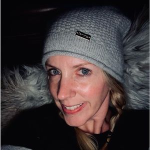 Meet your Posher, Krystal